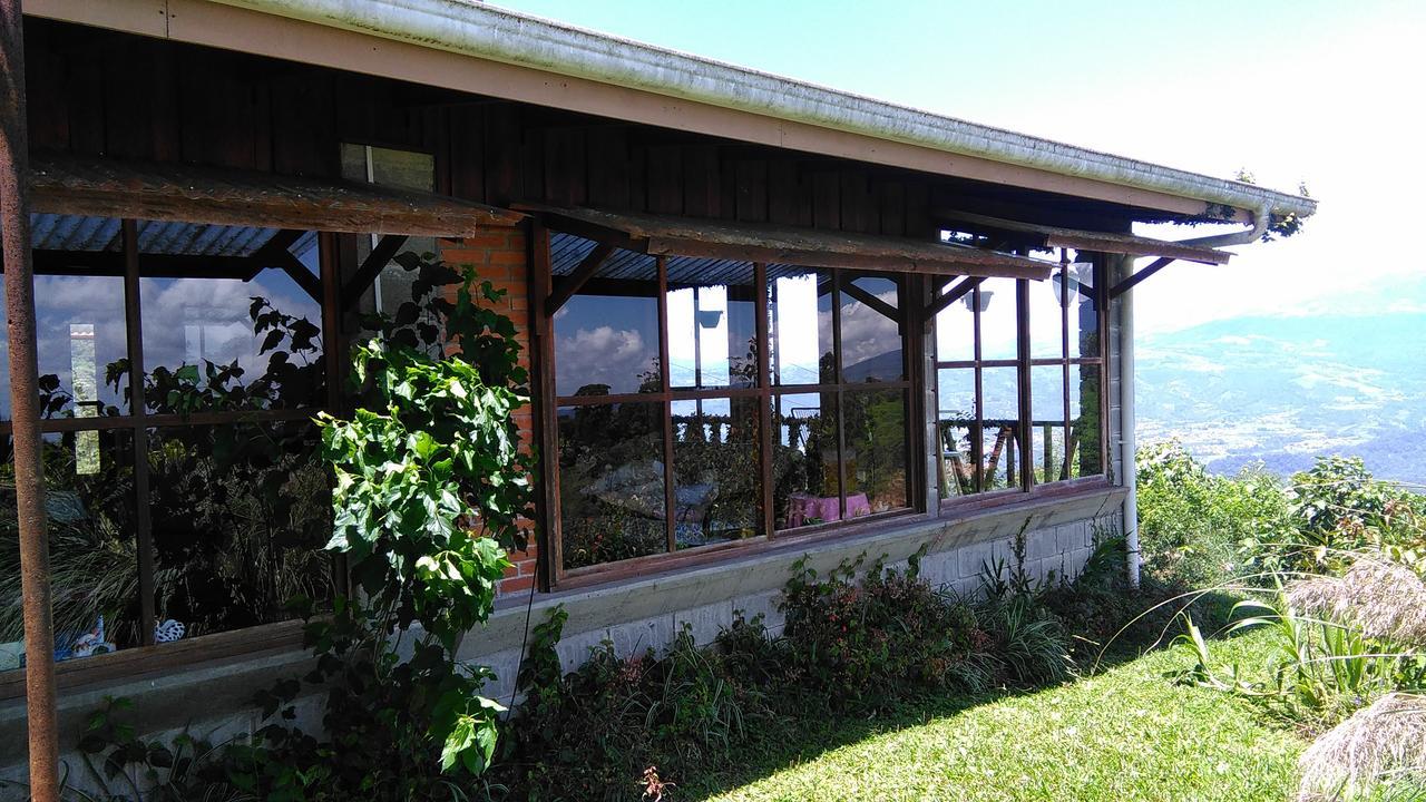 Finca Y Granja Loma Bonita Turrialba Exterior photo